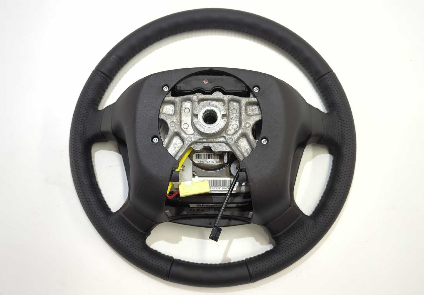 New OEM genuine Mazda Black Leather Steering Wheel 2001-2004 Tribute new in box EC0757K00F70