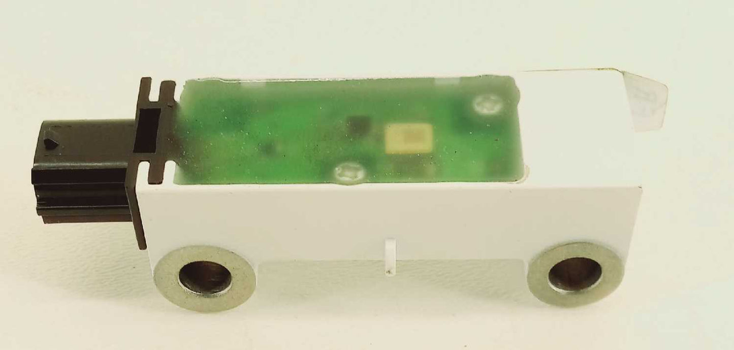 New OEM genuine Nissan Front Center Airbag Impact Sensor 98581-9BD8A – 2011-2015 Frontier Xterra Pathfinder