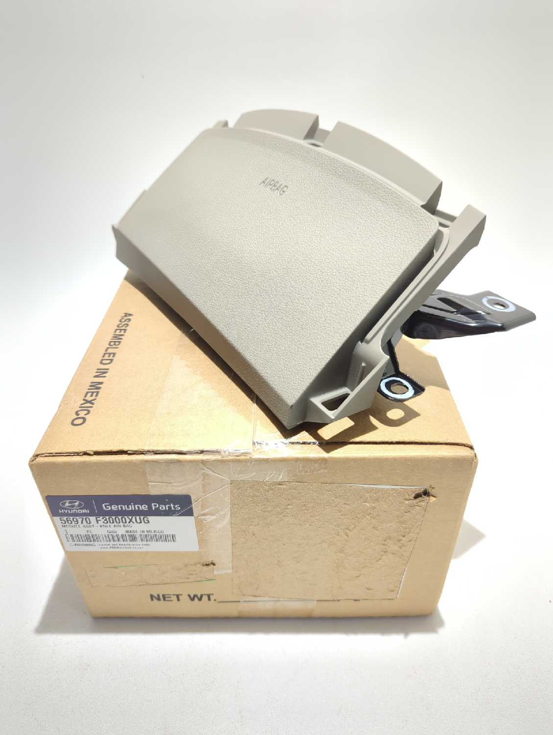 New OEM genuine Hyundai LH Knee Bolster Airbag Air Bag 2017 2018 Elantra Sedan Tan 56970-F3000XUG