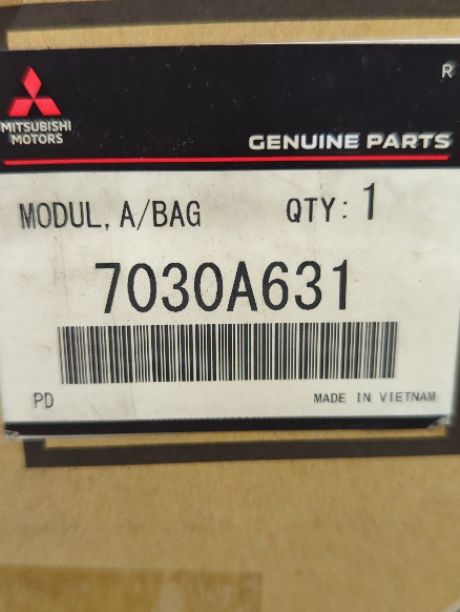 New OEM Genuine Mitsubishi RH Passenger Dash Airbag Right 2018-2025 Eclipse Cross new in the box 7030A631