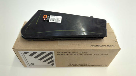 New OEM GM Seat Side Airbag OEM GM 84216835 2017-2025 Enclave XT5 Traverse Enclave Blazer RH genuine