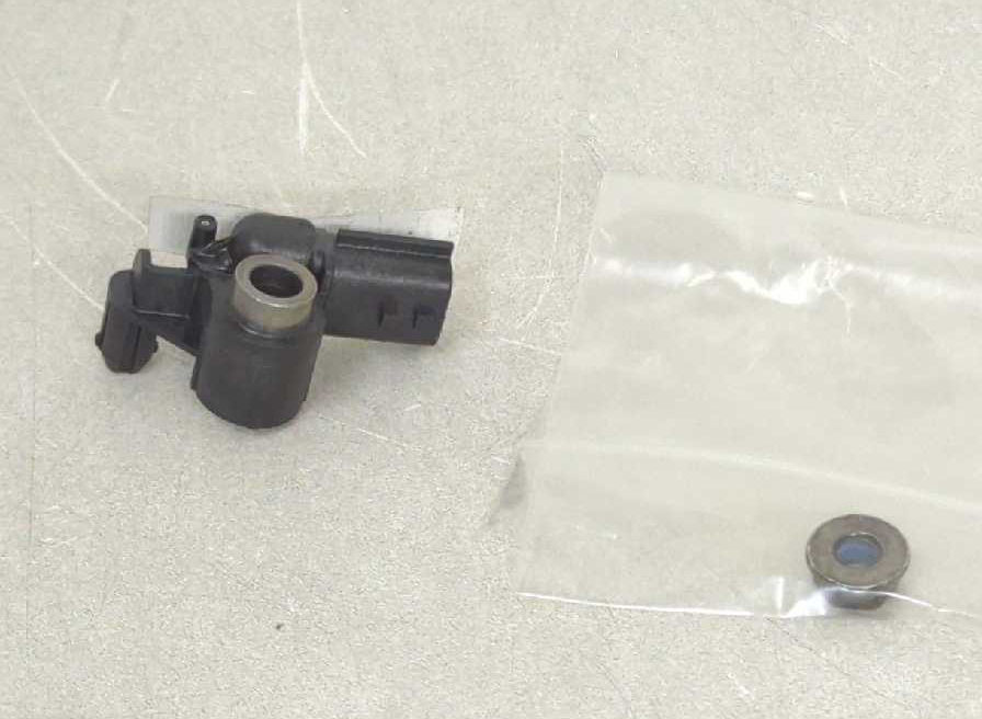 New OEM Nissan Front Center Airbag Impact Sensor 98581-5RA8A – 2018-2025 Kicks Leaf Sentra Titan Versa genuine