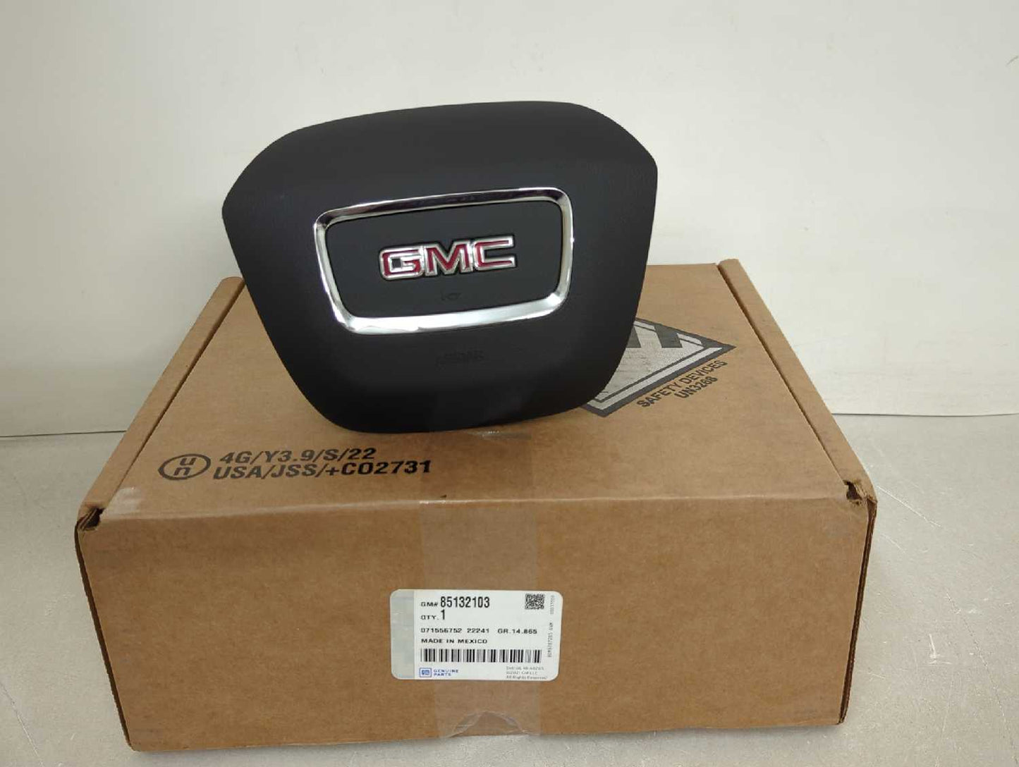 New OEM GM GMC Terrain Driver Steering Wheel Airbag 85132103 – 2018-2023 Black genuine