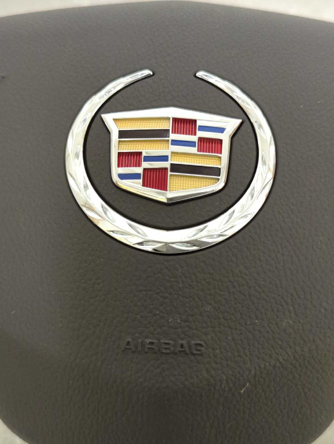 New OEM Cadillac Genuine GM LH Driver Steering Wheel Airbag 2013-2015 XTS Black 23181824 new in box