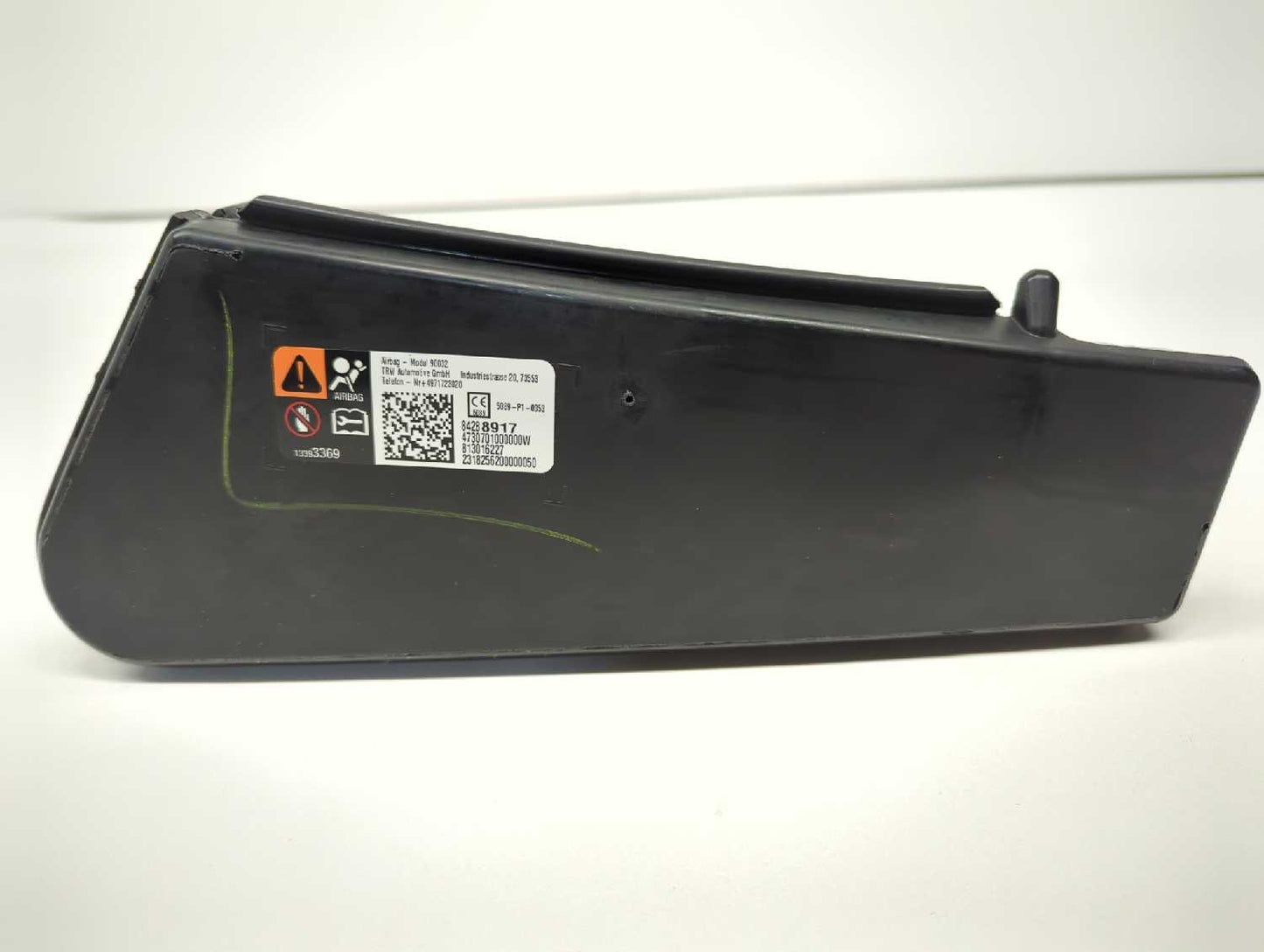 New OEM GM Passenger Seat Airbag Right 84288917 2018-2024 Chevy Equinox RH new in box