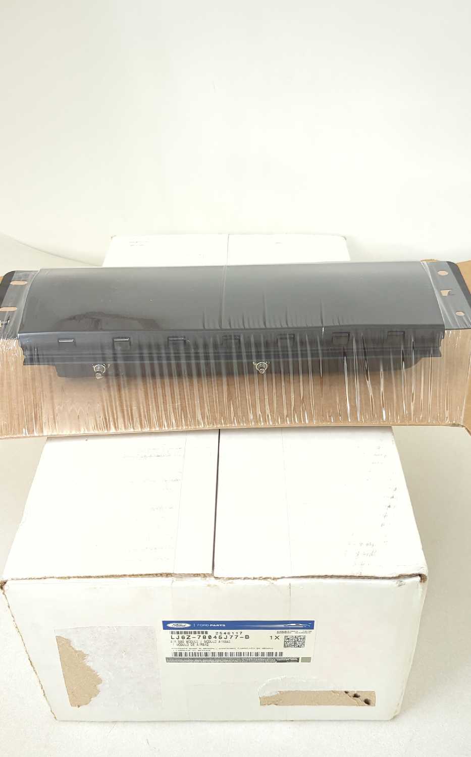 New OEM genuine Ford LH Knee Airbag Driver 2020-2026 Bronco Sport Escape Maverick Mach-E LJ6Z-78045J77-B new in box