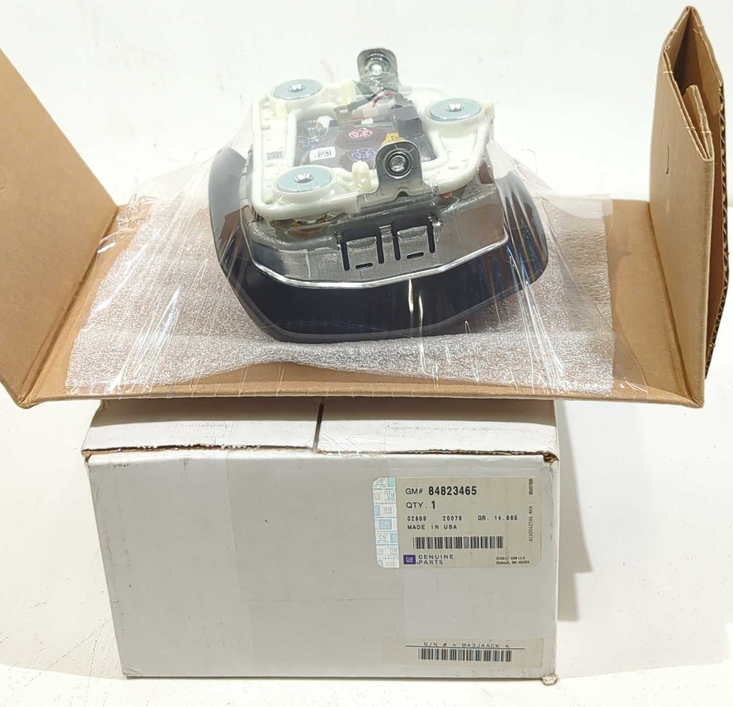 New OEM Genuine GM Airbag Air Bag LH Driver Left 2021-2024 Chevy Tahoe Suburban Dark Atmosphere 84823465