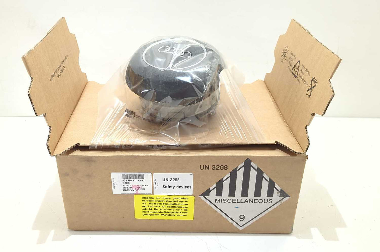 New OEM Genuine Audi Drivers Airbag 3 spoke Steering Wheel 2012-2018 Audi A6 A7 S6 S7 4G0880201PAY2 new in box Black Granite Grey