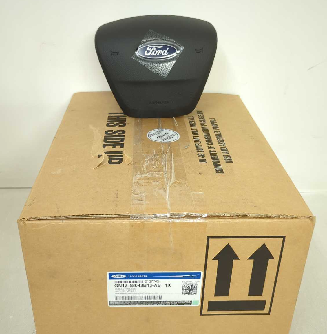 New OEM genuine Ford Driver Steering Wheel Airbag Air Bag 2018-2022 EcoSport Black GN1Z-58043B13-AB new in the box orignal