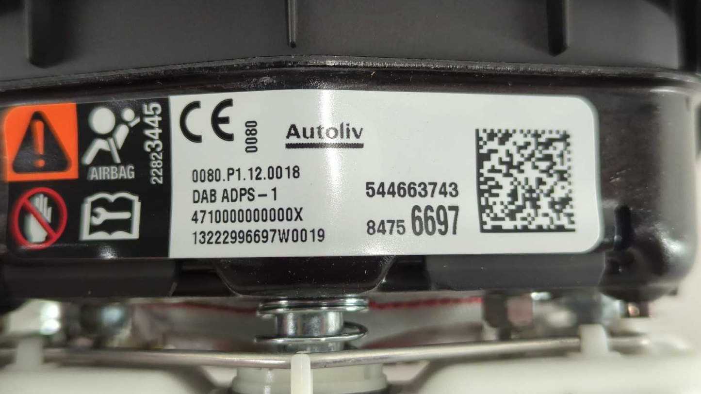 New OEM Cadillac XT4 Driver Steering Wheel Airbag 84756697 – 2019-2024 Black Leather genuine