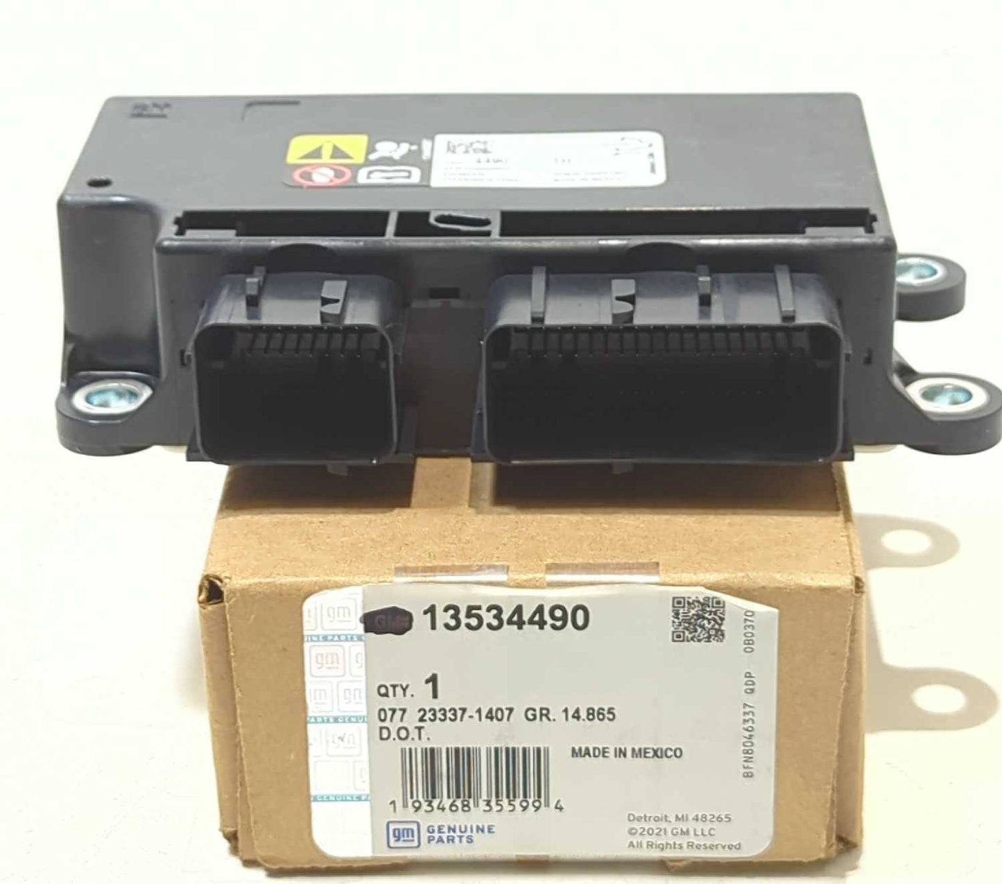 New OEM GM Airbag Sensing Module SDM 13534490 - 2017 2018 2019 2020 Chevrolet Malibu XT5 Camaro genuine