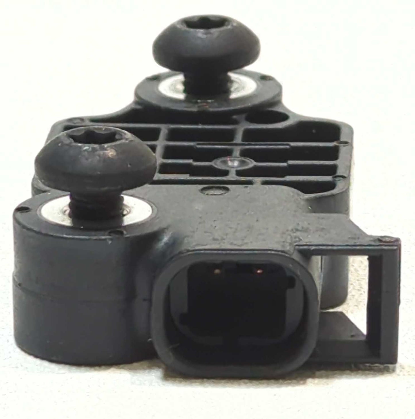 New OEM Genuine GM Side Impact Airbag Sensor 20884470 2010-2014 Escalade Avalanche Silverado Sierra Suburban Yukon in box