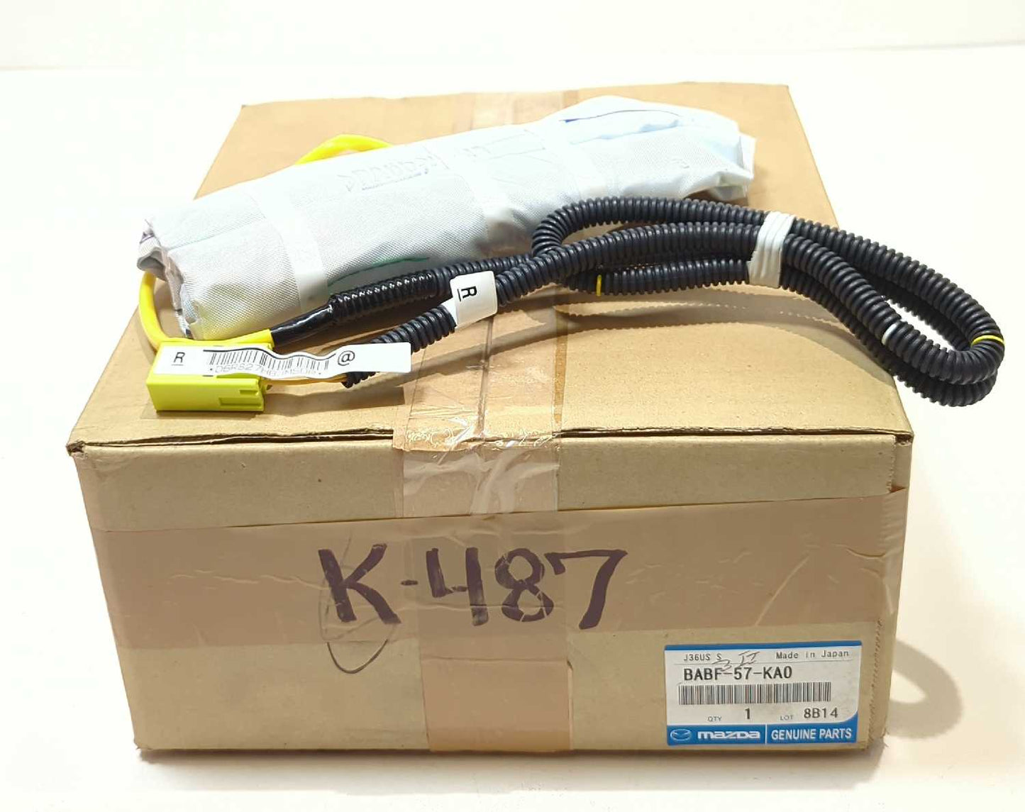 New OEM Genuine Mazda RH Passenger Seat Airbag Right 2017-2018 Mazda3 3 BABF57KA0 new in box