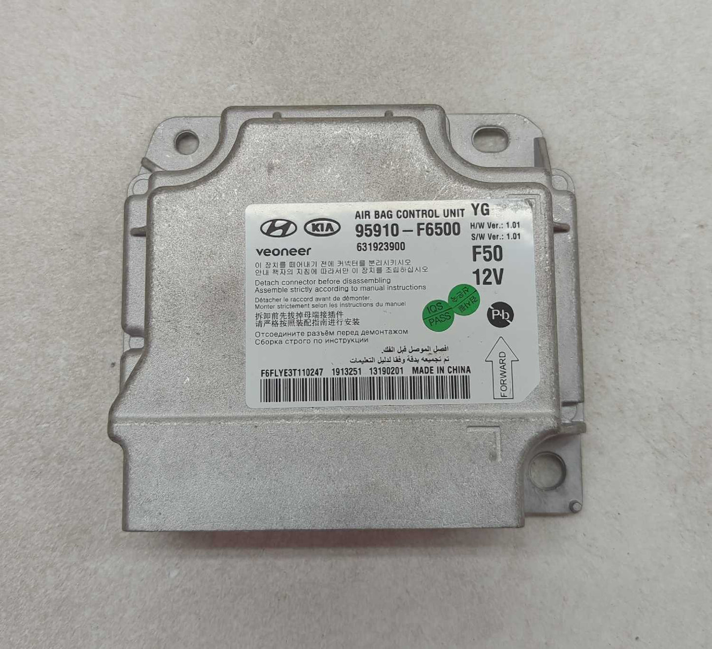 New OEM genuine Kia Airbag Diagnostic Module 2017 2018 2019 Cadenza 95910-F6500 new in box