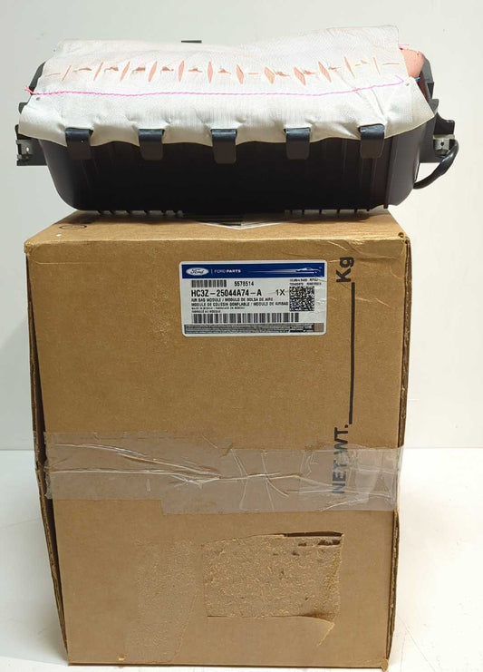 New OEM Ford Passenger Dash Airbag HC3Z-25044A74-A 2017 2018 2019 2020 2021 2022 F250 F350 F450 F550 Super Duty new in box