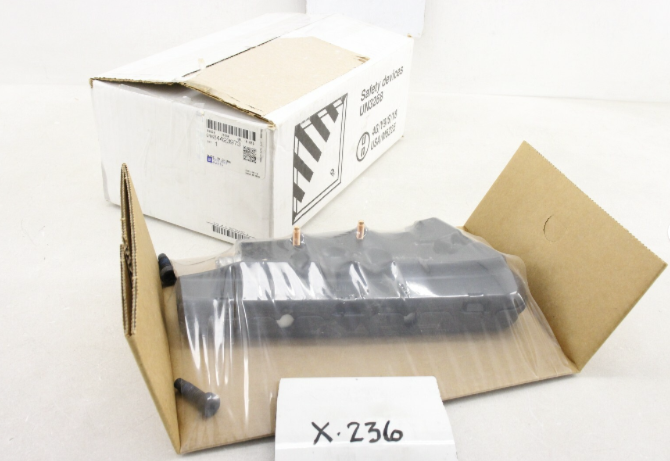 New OEM Genuine GM Front RH Seat Air Bag Airbag Module 2019-2025 Cadillac XT4 Passenger Seat Airbag Right 84665852 85634938 84423973 new in the box!