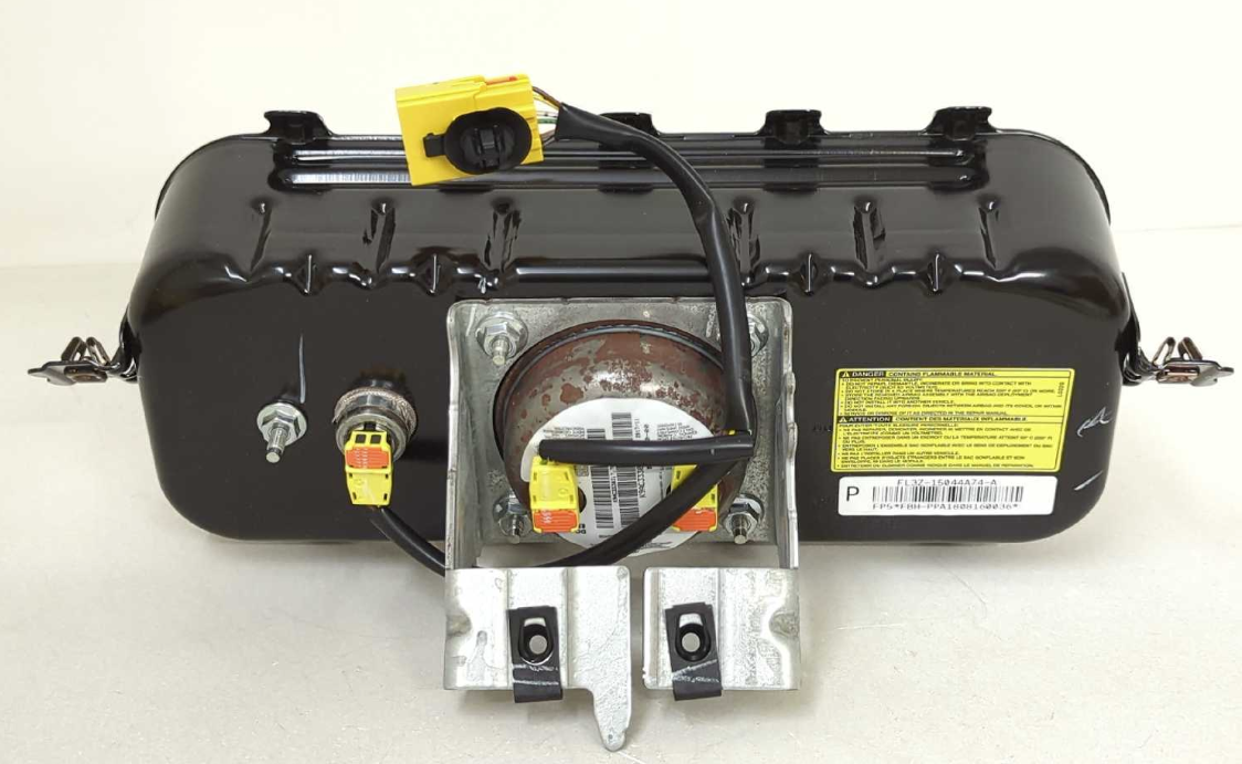 New OEM Genuine Ford RH Passenger Dash Airbag FL3Z-15044A74-A 2015-2017 F-150